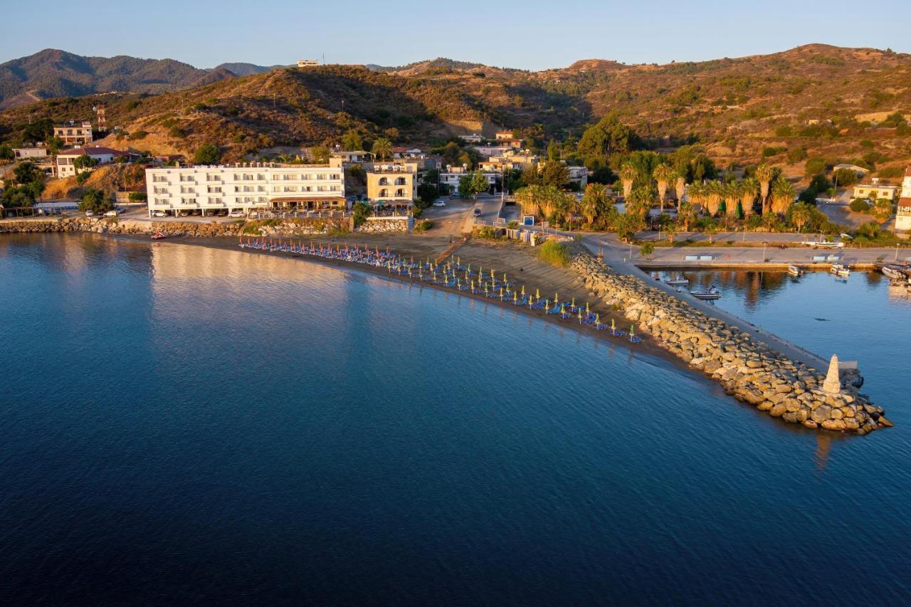 Tylos Beach Hotel Kato Pyrgos Eksteriør billede