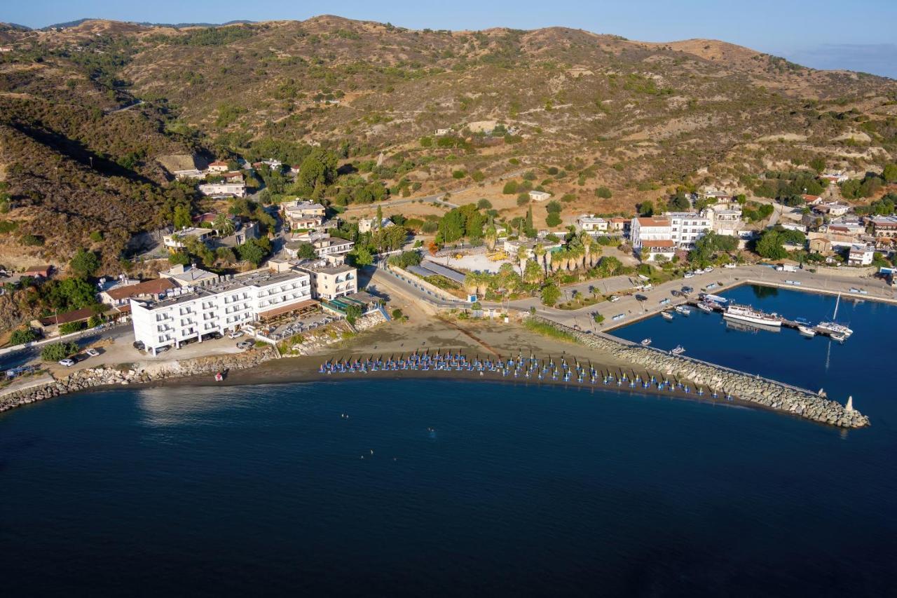 Tylos Beach Hotel Kato Pyrgos Eksteriør billede