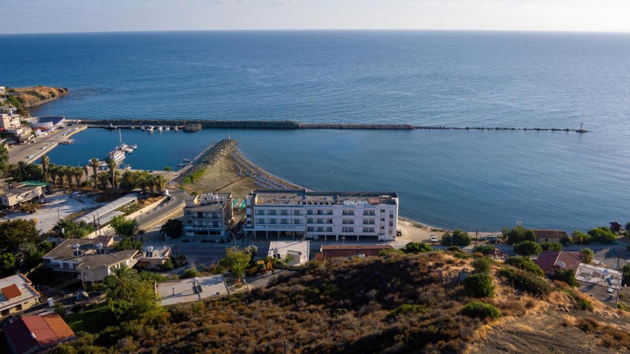 Tylos Beach Hotel Kato Pyrgos Eksteriør billede