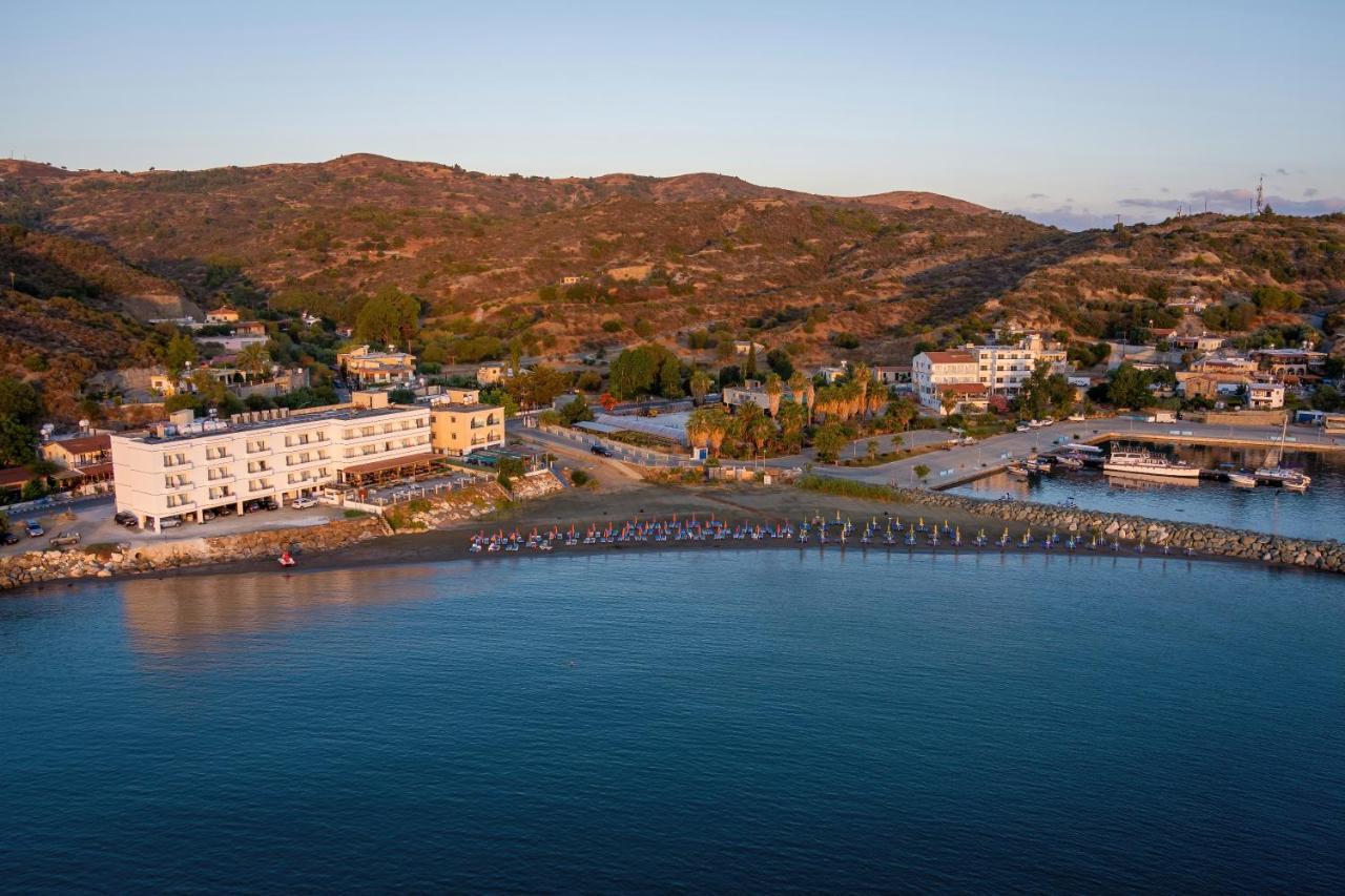 Tylos Beach Hotel Kato Pyrgos Eksteriør billede