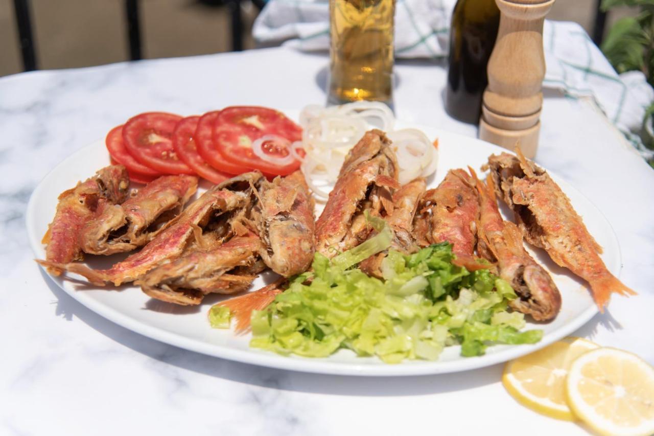 Tylos Beach Hotel Kato Pyrgos Eksteriør billede