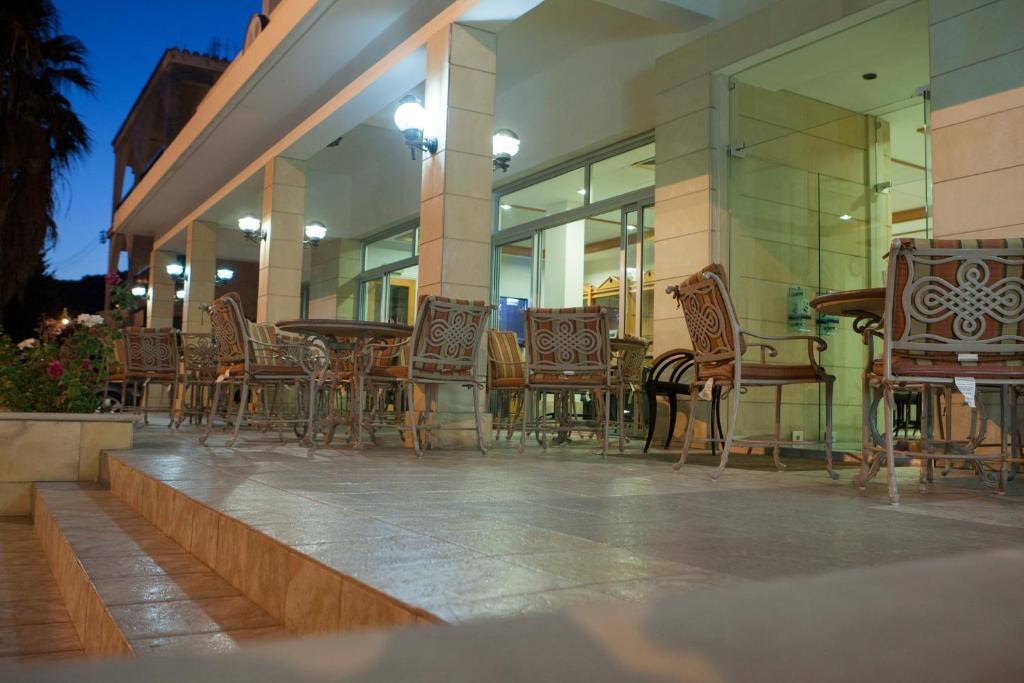 Tylos Beach Hotel Kato Pyrgos Eksteriør billede